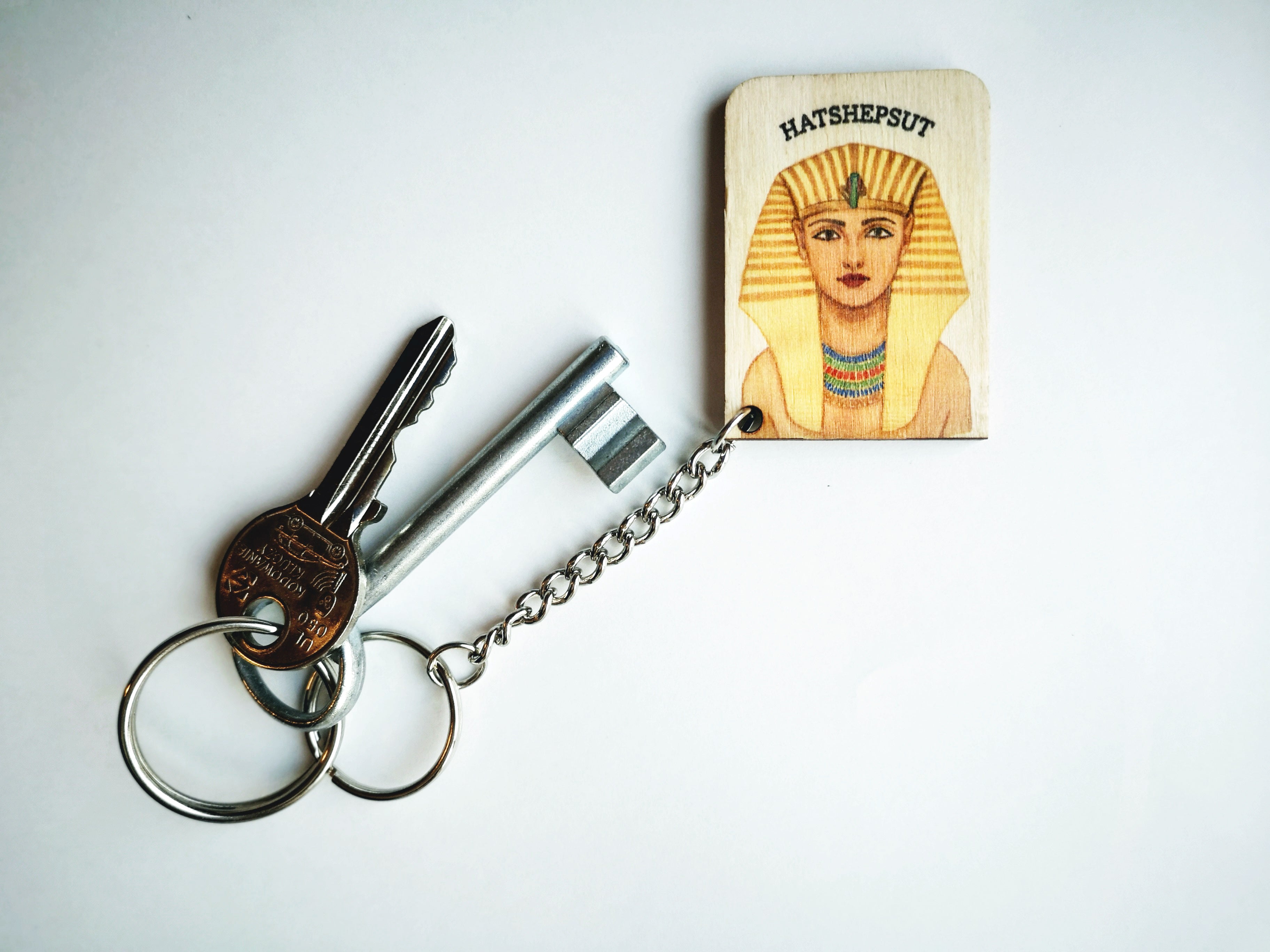WHO'S SHE? empowering key-chain